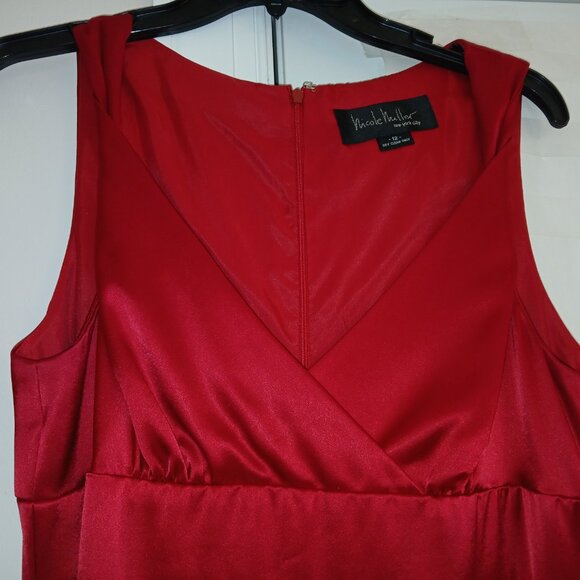 Nicole Miller Full Length Satin Formal Gown-Size 12---Valentine Red - Picture 5 of 5